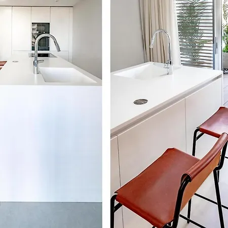 Te- Luxury Front Line Families Only Apartment Estepona
