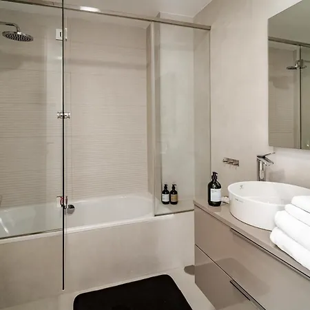 Apartment Te- Luxury Front Line Families Only Estepona