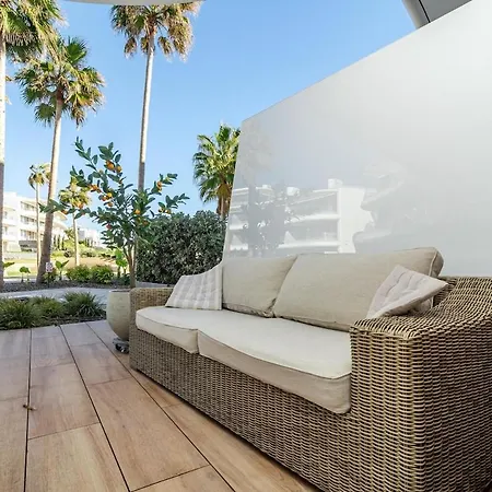 Apartment Te- Luxury Front Line Families Only *